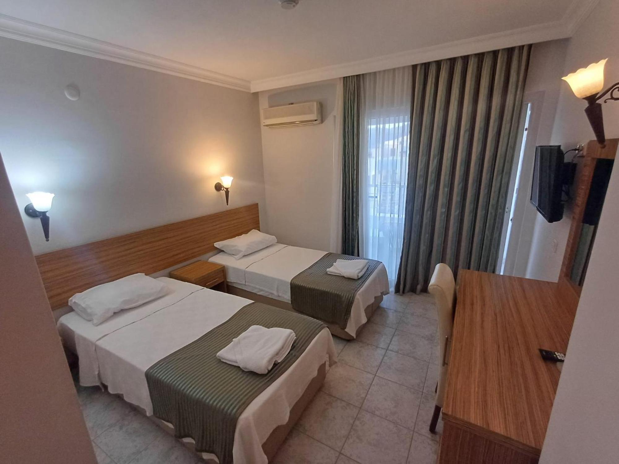 Mert Seaside Hotel (Adults Only) Marmaris Dış mekan fotoğraf