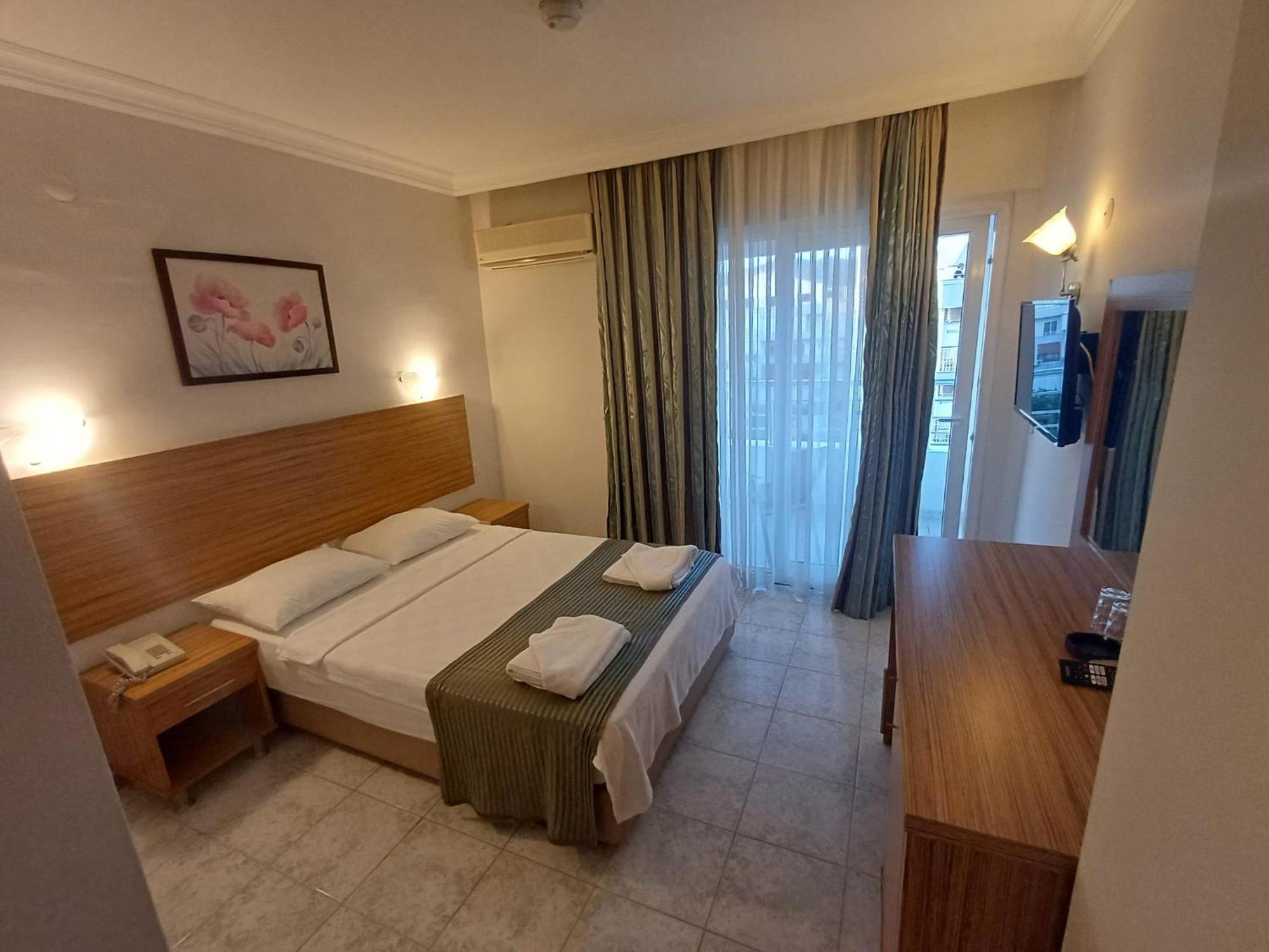 Mert Seaside Hotel (Adults Only) Marmaris Dış mekan fotoğraf